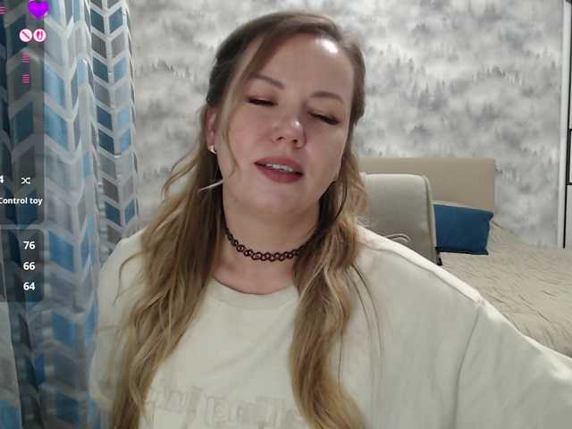 Stacy-meow1 live cam on BongaCams