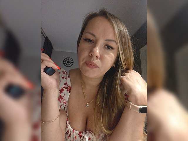 Stacy-meow1 live cam on BongaCams
