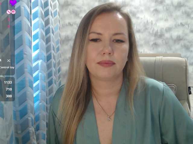Stacy-meow1 live cam on BongaCams