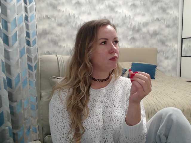 Stacy-meow1 live cam on BongaCams
