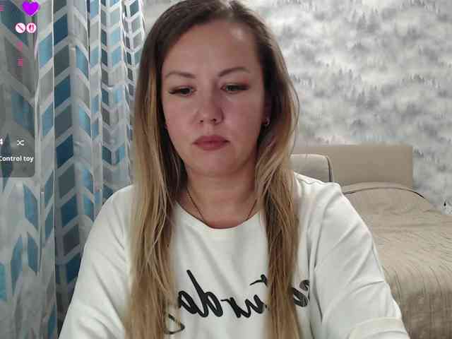 stacy-meow1's live room