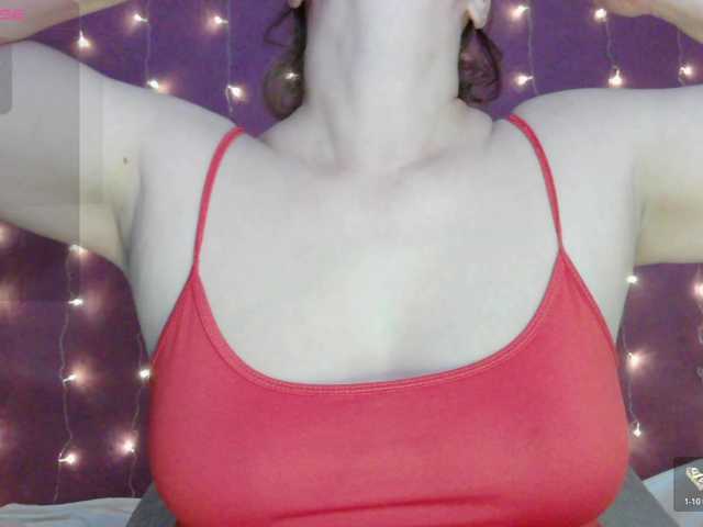 SoftMoon live cam on BongaCams