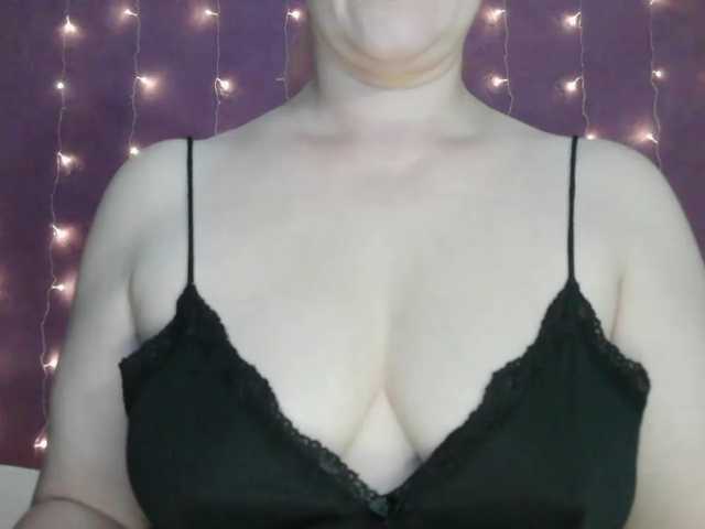 SoftMoon, en vivo ahora en BongaCams