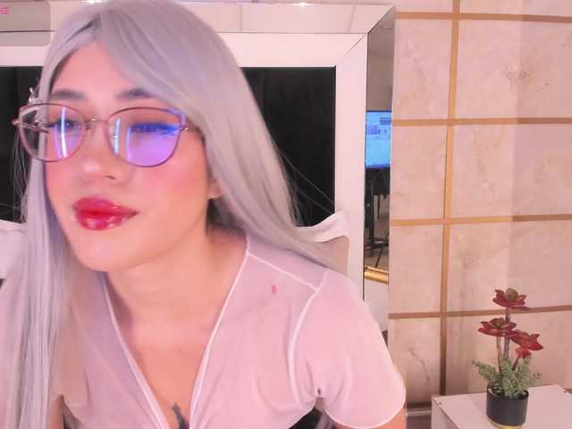 CrystalRose1 live webcam show
