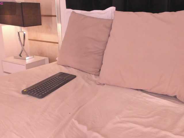CrystalRose1 live webcam show