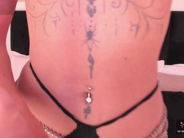 CrystalRose1 live cam on BongaCams