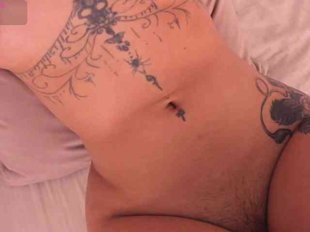 CrystalRose1 webcam