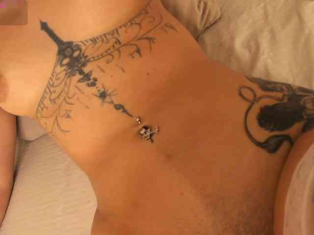 CrystalRose1 webcam