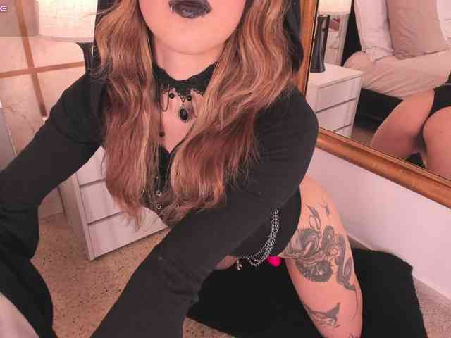 CrystalRose1