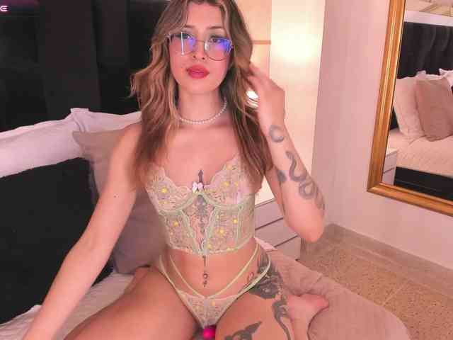 CrystalRose1