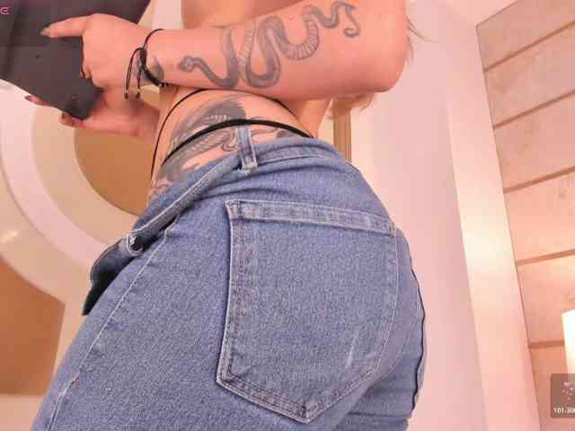 CrystalRose1