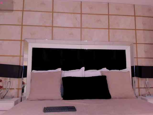 Modelo: CrystalRose1