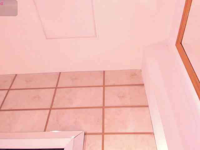 CrystalRose1 webcam