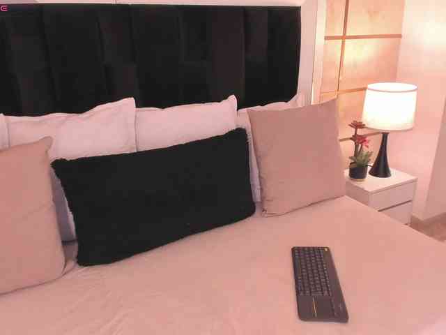 CrystalRose1
