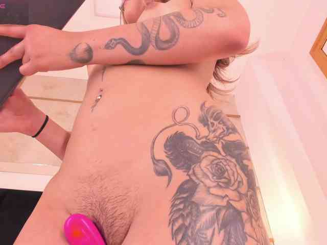 CrystalRose1