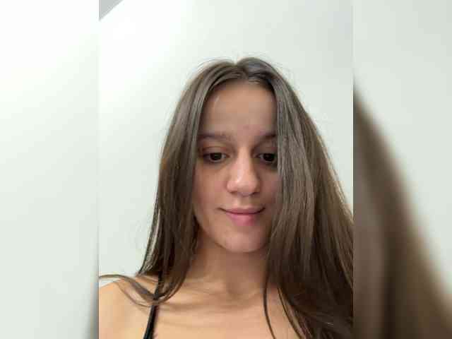 TessaAurora webcam