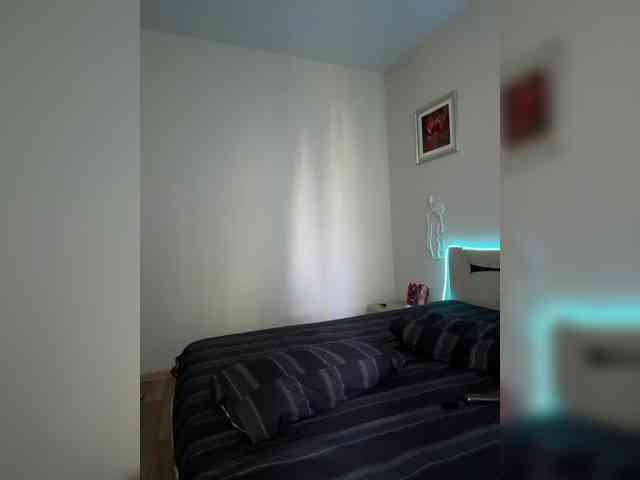 TessaAurora webcam