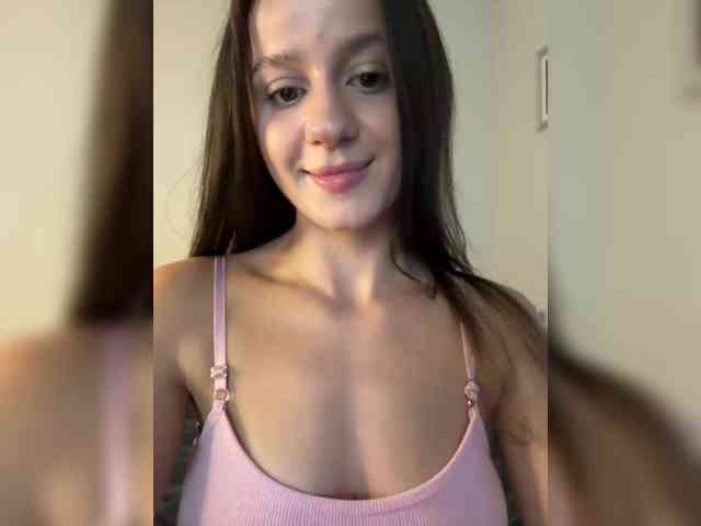 TessaAurora webcam