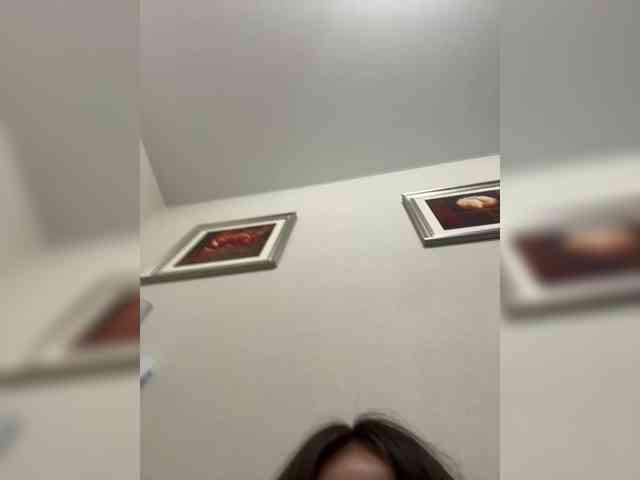 TessaAurora webcam