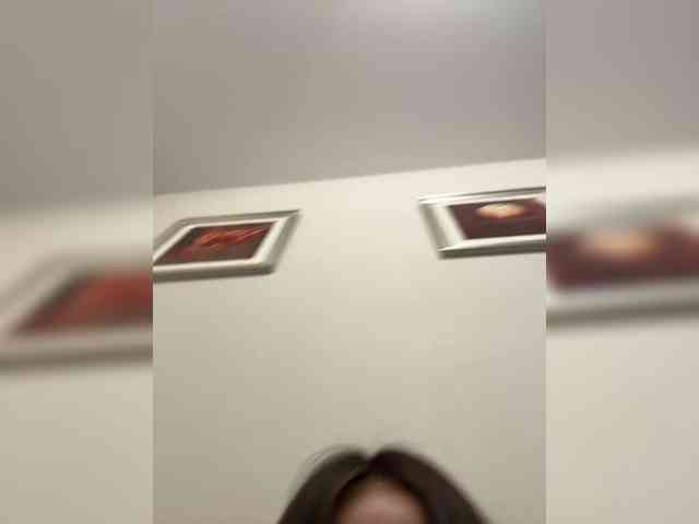 TessaAurora webcam