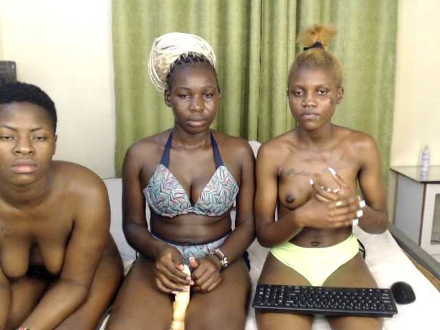 Cocoheat live cam on BongaCams