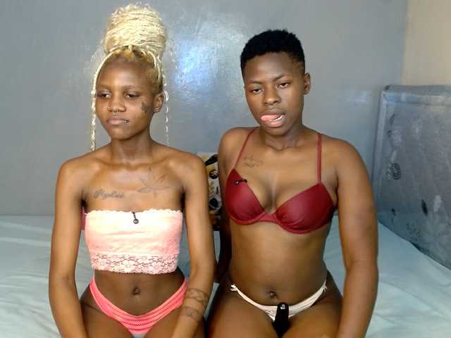 Cocoheat live cam on BongaCams