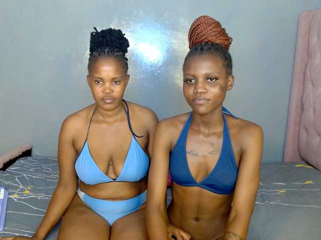 Cocoheat live cam on BongaCams