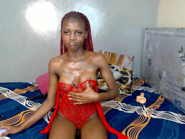 Cocoheat live cam on BongaCams