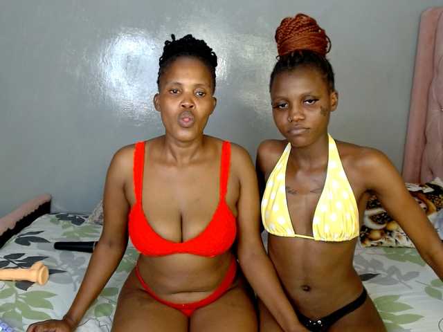 Cocoheat live cam on BongaCams