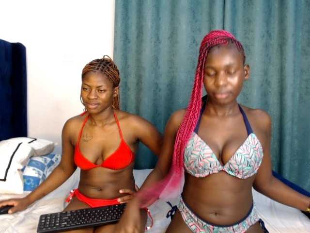 Cocoheat live cam on BongaCams
