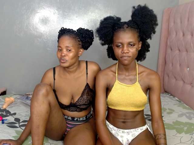 Cocoheat live cam on BongaCams