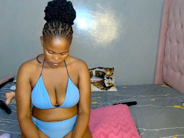Cocoheat live cam on BongaCams