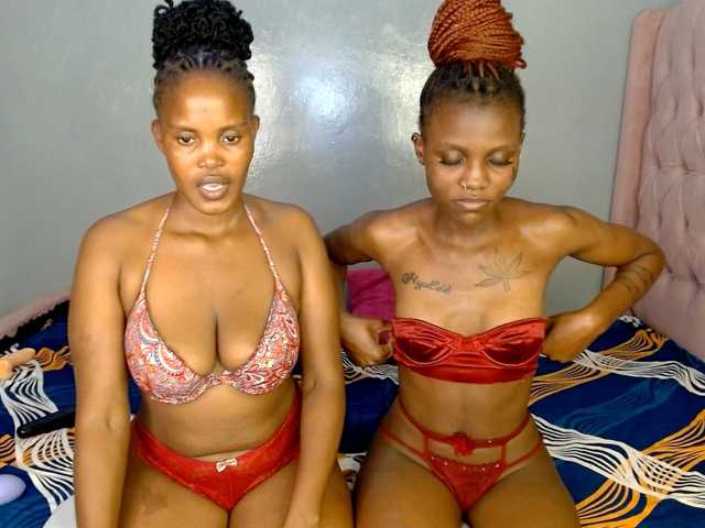 Cocoheat live cam on BongaCams