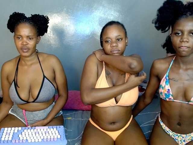 Cocoheat live cam on BongaCams