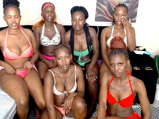 Cocoheat live cam on BongaCams