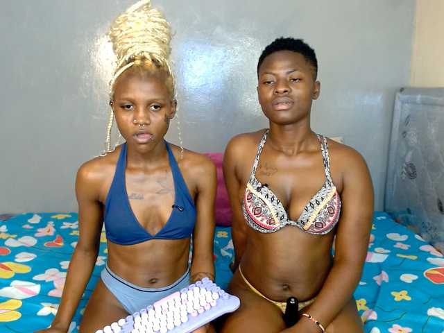 Cocoheat live cam on BongaCams