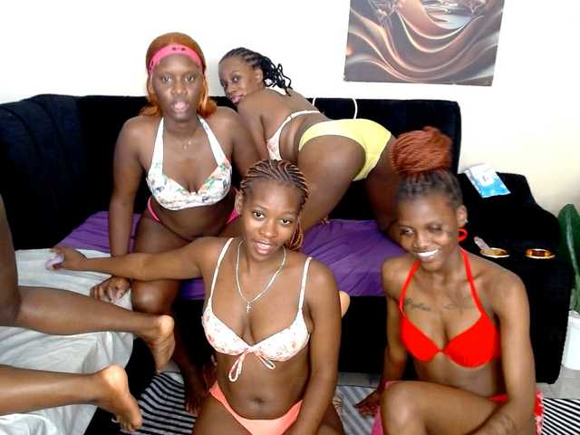 Cocoheat live cam on BongaCams