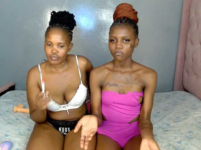 Cocoheat live cam on BongaCams