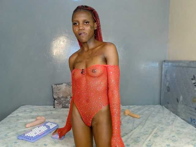 Cocoheat live cam on BongaCams