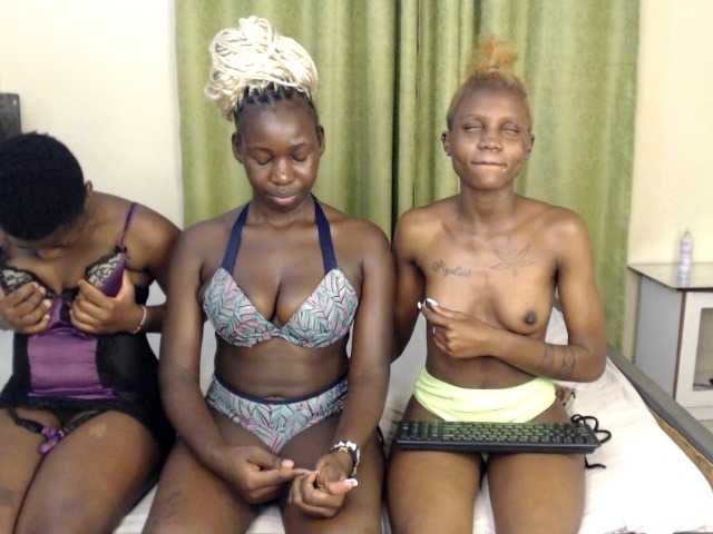 Cocoheat live cam on BongaCams