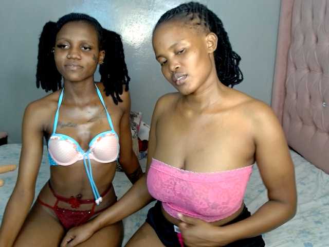 Cocoheat live cam on BongaCams