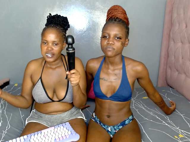Cocoheat live cam on BongaCams