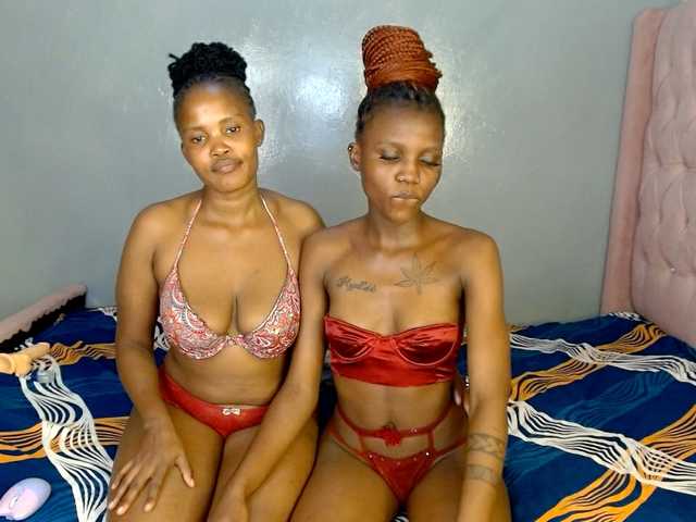 Cocoheat live cam on BongaCams