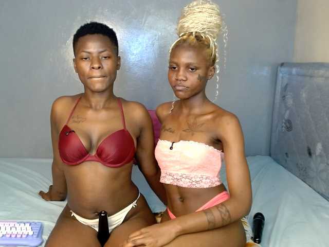 Cocoheat live cam on BongaCams