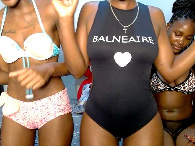 Cocoheat live cam on BongaCams