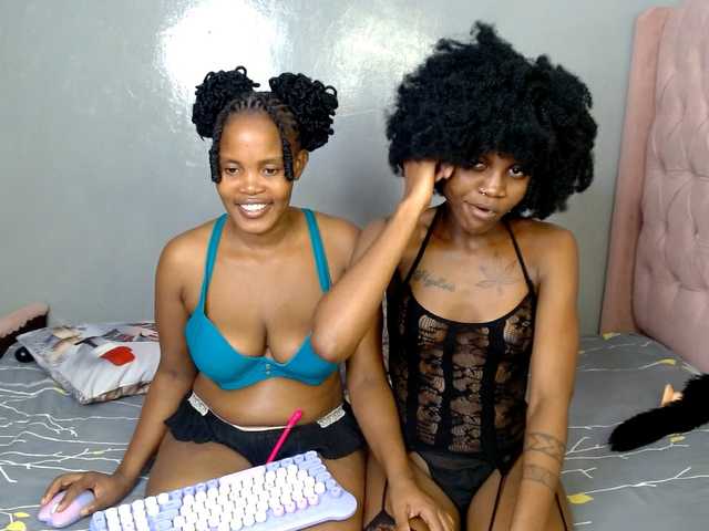 Cocoheat live cam on BongaCams