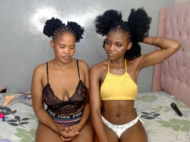 Cocoheat live cam on BongaCams