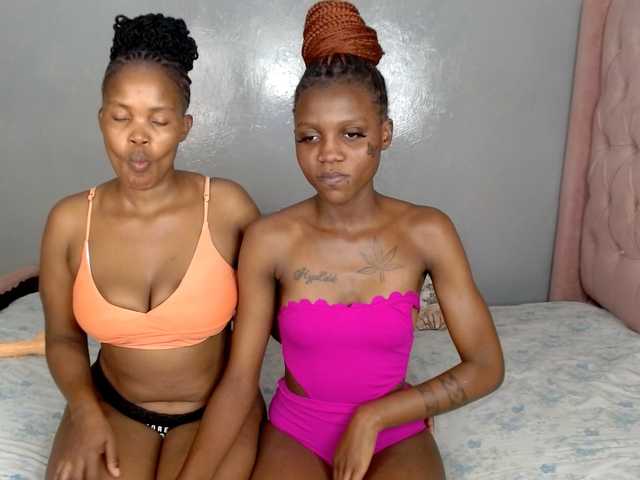 Cocoheat live cam on BongaCams