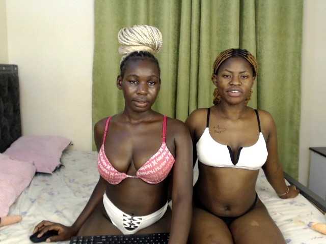 Cocoheat live cam on BongaCams