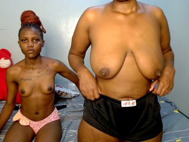 Cocoheat live cam on BongaCams